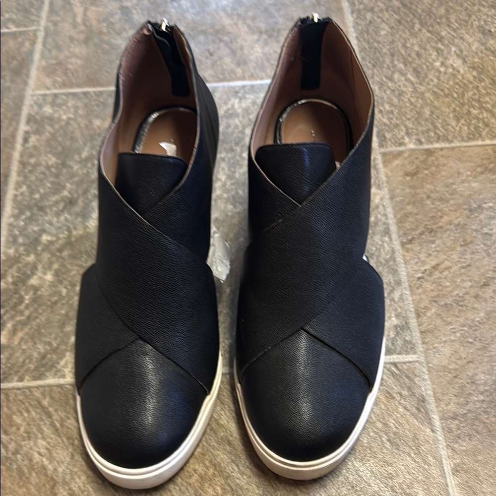 Paolo Black and White Women's Slip-On Sneakers